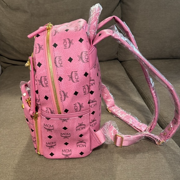 MCM Visetos Dual Stark Sprinkle Stud Medium Pink Backpack NWOT - Picture 4 of 8